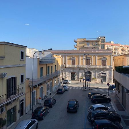 Agora B&B Urban Relais Каноса ди Пулия Екстериор снимка